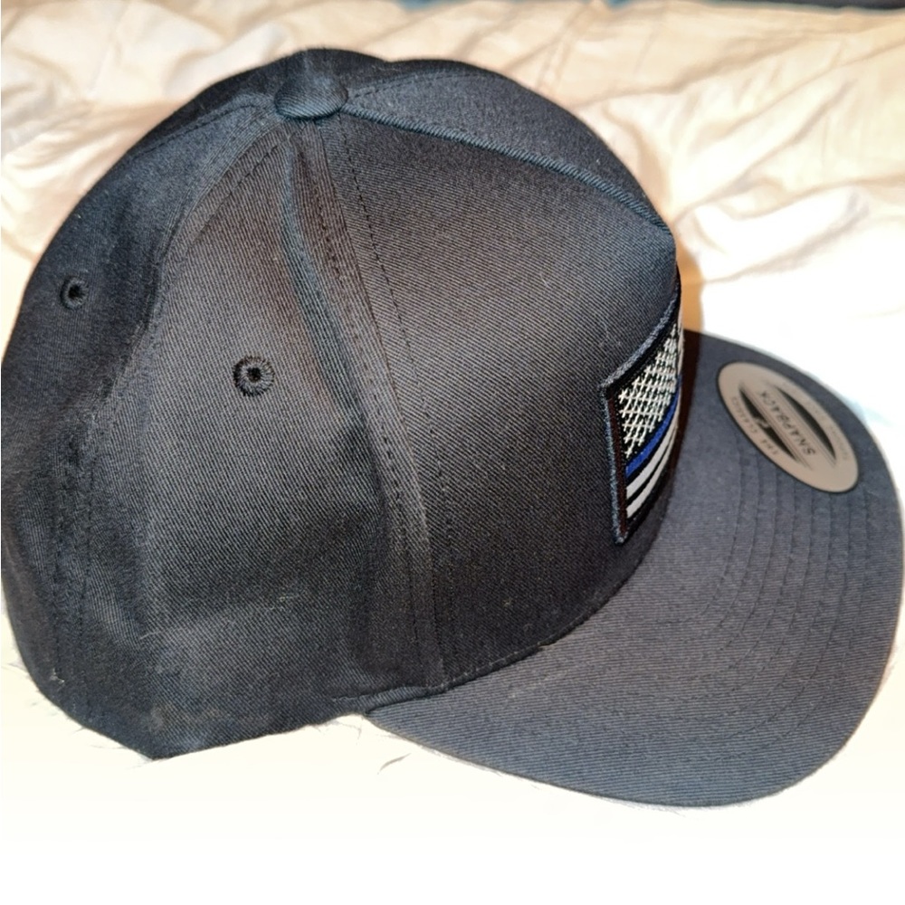 Blue Line Flag Snapback - Picture 2 of 3
